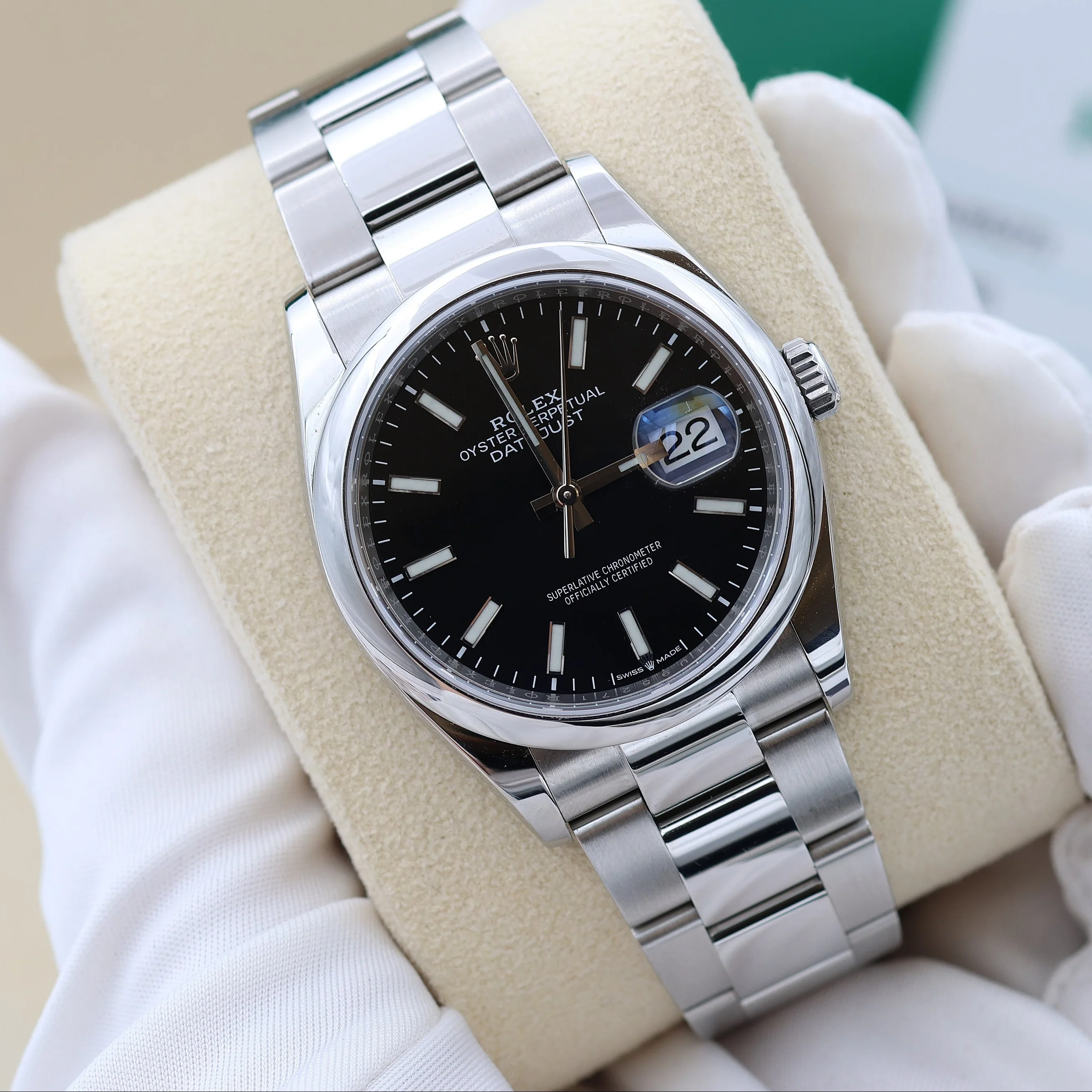 Rolex Datejust ref. 126200 Black Dial Oyster bracelet - Full Set - Image 3