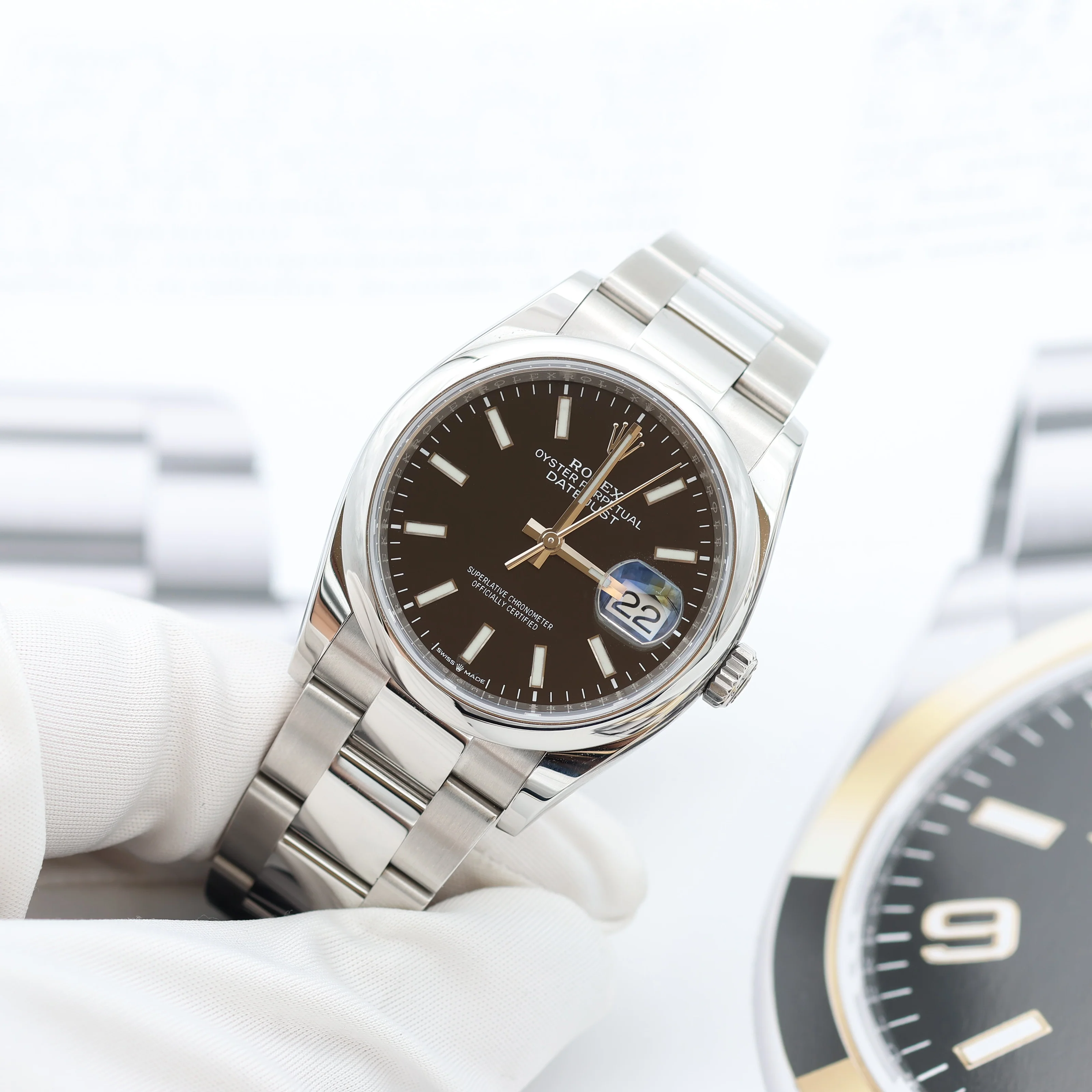 Rolex Datejust ref. 126200 Black Dial Oyster bracelet - Full Set - Image 4