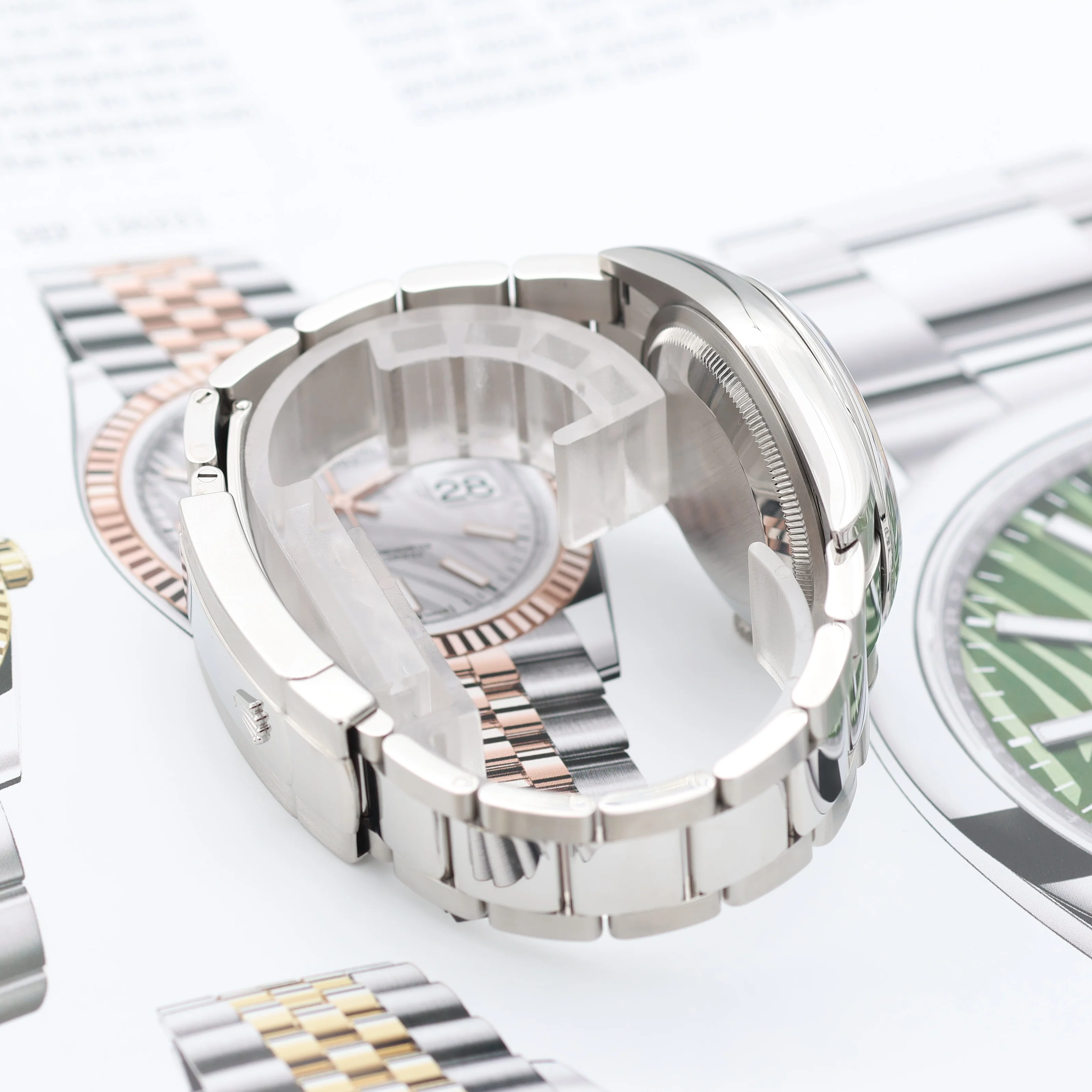 Rolex Datejust ref. 126200 Black Dial Oyster bracelet - Full Set - Image 9