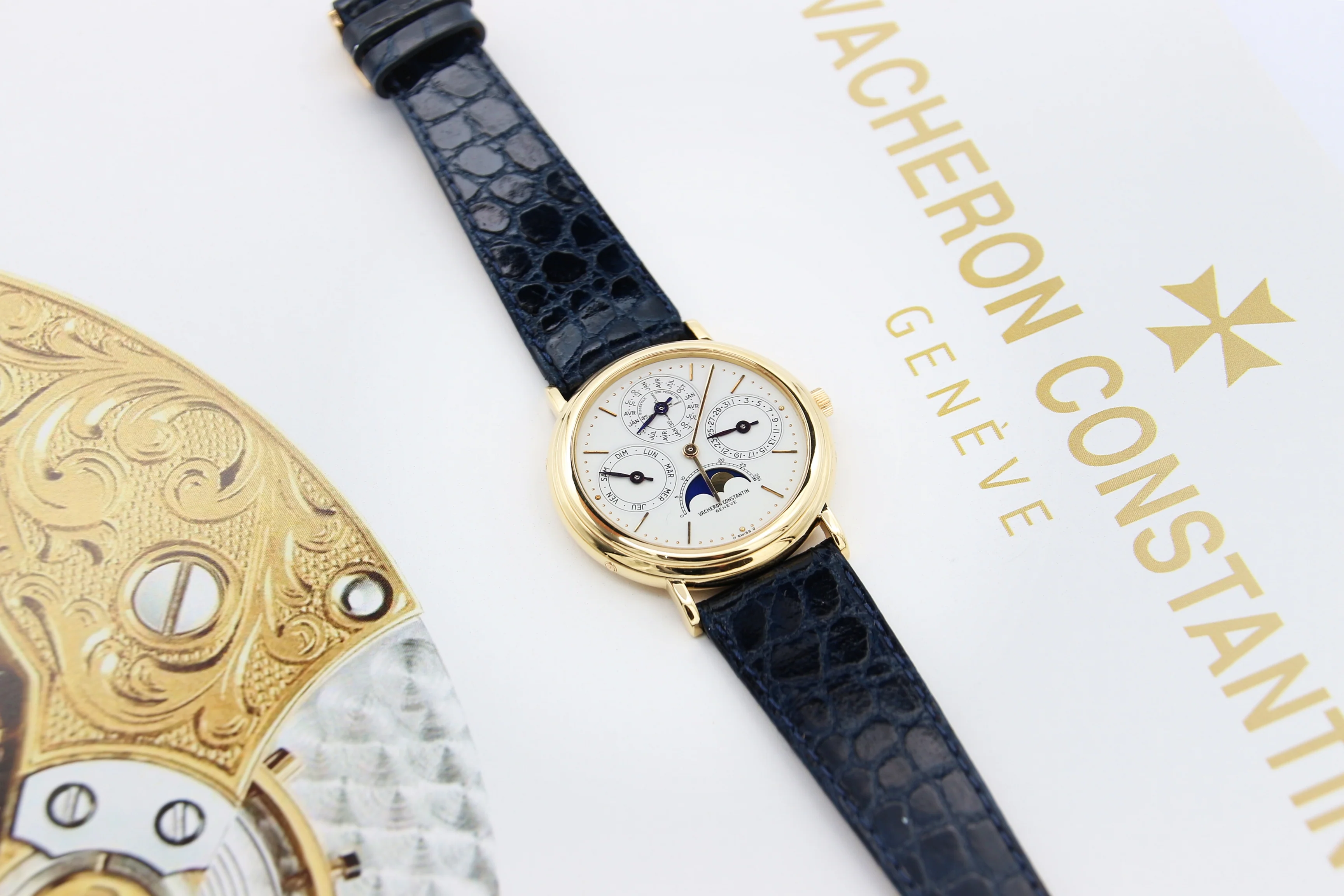 Vacheron Constantin Patrimony Perpetual Calendar 18K Yellow Gold Automatic ref. 43031 - Image 16